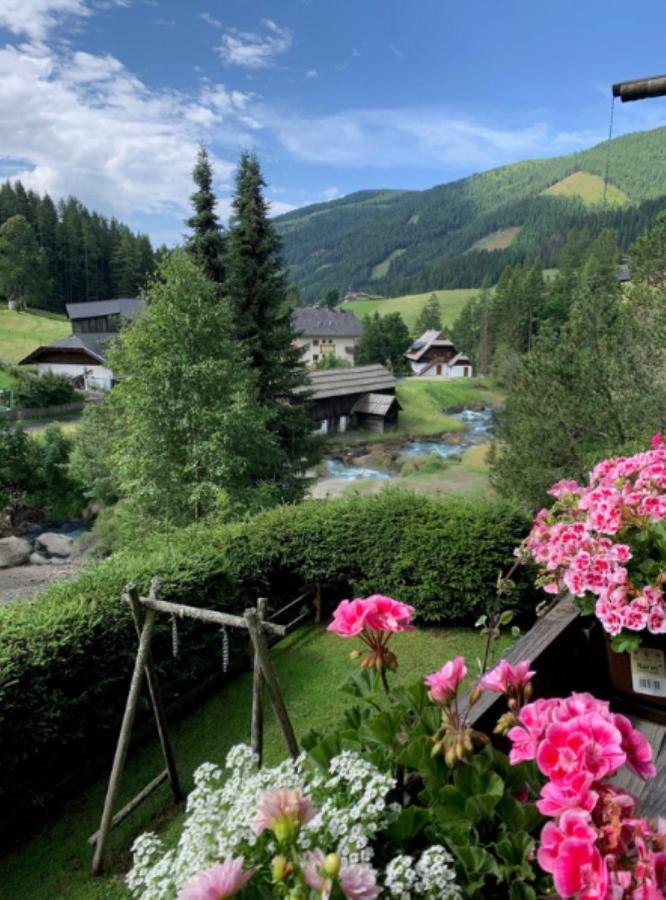 Lilly Chalet- Apartments With Private Sauna, Close To Ski Lifts Bad Kleinkirchheim Exterior foto